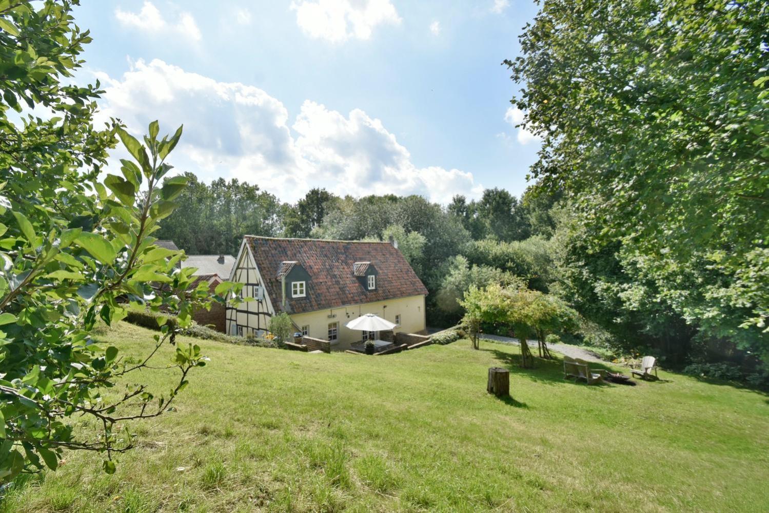 New! Unieke Vakantiewoning In Bosrijke Omgeving Tongeren Ngoại thất bức ảnh
